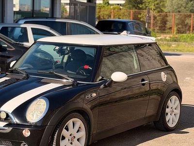 Usata Mini Cooper 116 CV (85 kW) 2005 Nero Utilitaria