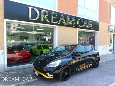 Usata Renault Clio R.S. 220 CV (161 kW) 2018 Nero metallizzato