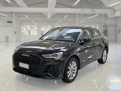 Usata Audi Q3 Sportback Business Plus 149 CV (109 kW) 2023 Nero SUV