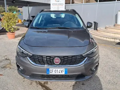 Usata Fiat Tipo Business 131 CV (96 kW) 2021 Grigio Station wagon