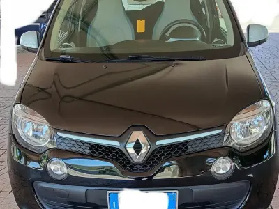Usata Renault Twingo Intens 69 CV (50 kW) 2019 Utilitaria