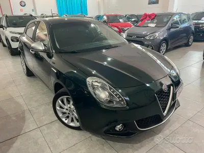 Usata Alfa Romeo Giulietta 120 CV (88 kW) 2020 Verde Utilitaria