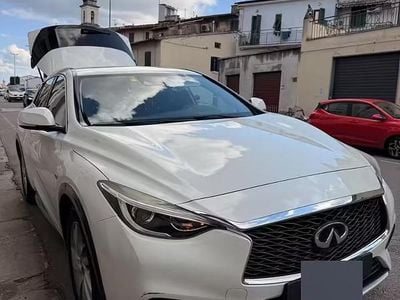 Usata Infiniti Q30 109 CV (80 kW) 2016 Bianco Berlina