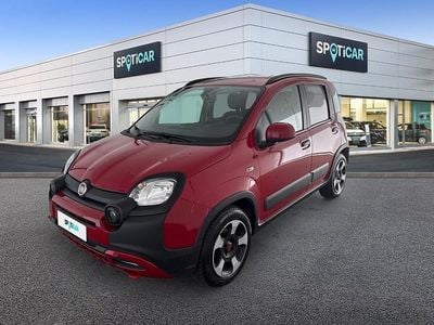 Usata Fiat Panda Cross Cross 70 CV (51 kW) 2024 Rosso Utilitaria