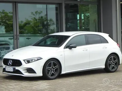 Begagnad Mercedes A180 AMG 116 HK (85 kW) 2022 Vit Sedan