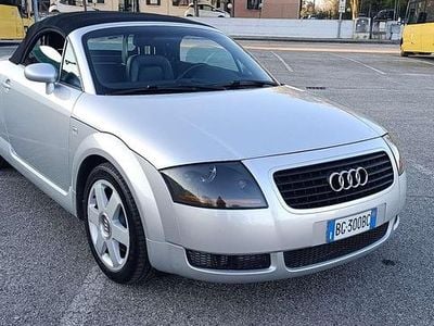 Usata Audi TT Roadster Ambiente 179 CV (131 kW) 2000 Cabrio
