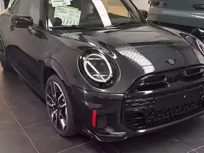 Usata Mini John Cooper Works Coupé 231 CV (169 kW) 2025 Verde Coupé