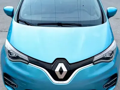 Begagnad Renault Zoe Intens 50 kW (69 HK) 2021 Blå Halvkombi