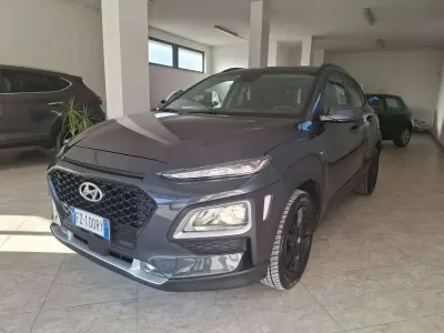 Usata Hyundai Kona 105 CV (77 kW) 2020 Nero SUV