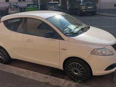 Usata Lancia Ypsilon S 86 CV (63 kW) 2015 Utilitaria