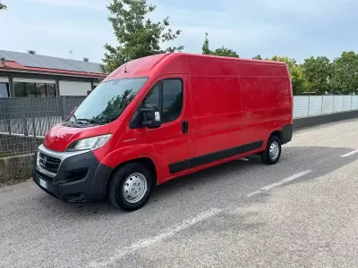 Usata Fiat Ducato 131 CV (96 kW) 2019 Rosso Furgone