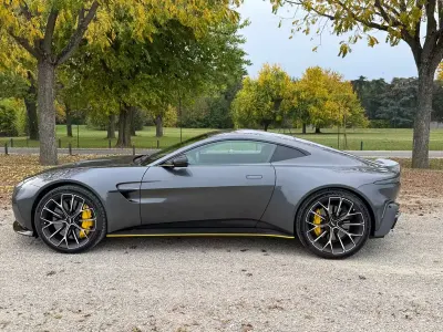 Usata Aston Martin Vantage 680 CV (500 kW) 2025 Grigio Coupé