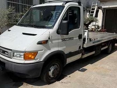 Usata Iveco Daily 125 CV (91 kW) 2000 Bianco Furgone