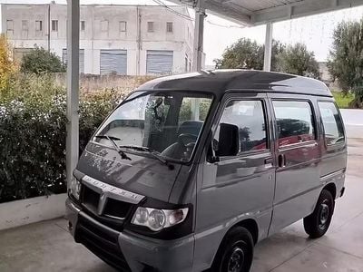 Occasion Piaggio Porter 64 ch (47 kW) 2011 SUV