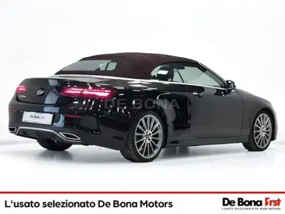 Begagnad Mercedes 300 Premium Plus 245 HK (180 kW) 2019 Svart Cab