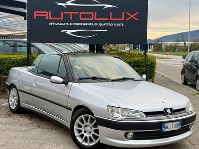 Usata Peugeot 306 Cabriolet 88 CV (64 kW) 2000 Grigio Cabrio