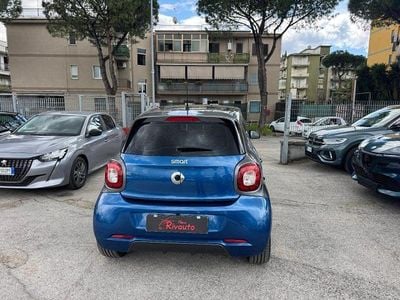 Usata Smart ForFour Brabus 90 CV (66 kW) 2018 Azzurro Utilitaria