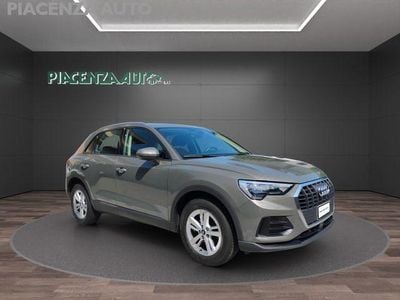 Usata Audi Q3 150 CV (110 kW) 2022 Grigio medio metallizzato SUV