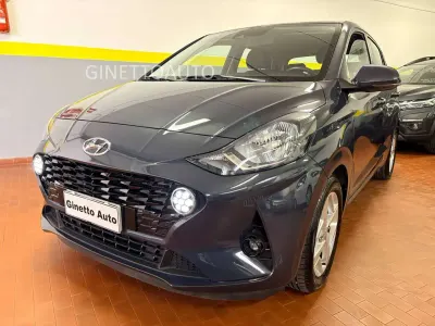 Używany Hyundai i10 67 KM (49 kW) 2023 Niebieski Hatchback