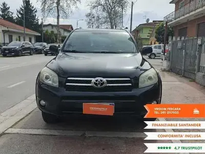 Usata Toyota RAV4 Luxury 177 CV (130 kW) 2006 SUV