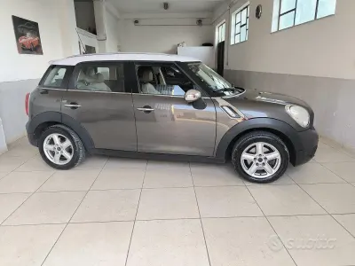 Usata Mini Cooper SD Countryman 143 CV (105 kW) 2011 Grigio SUV
