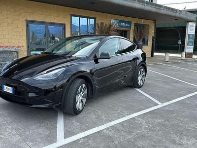 Nero Usata 2023 Tesla Model Y RWD SUV | 31.000 € (Buon prezzo)