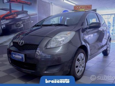 usata Toyota Yaris 1.0 benzina 3p. PER NEOPATENTATI