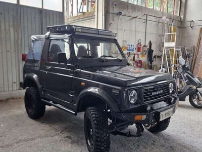 Suzuki Samurai