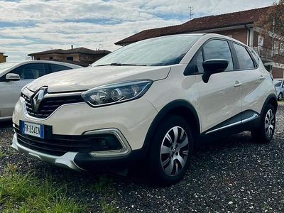 Usata Renault Captur 90 CV (66 kW) 2017 Bianco SUV