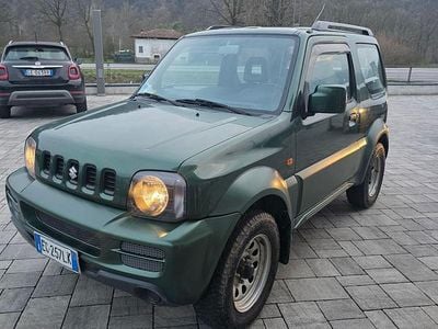 Usata Suzuki Jimny 84 CV (61 kW) 2011 SUV