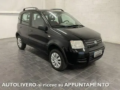 Usata Fiat Panda 4x4 69 CV (50 kW) 2006 Nero Utilitaria