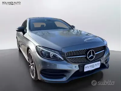 Usado Mercedes C250 Premium 211 CV (155 kW) 2018 Gris Coupe