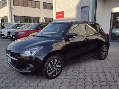 Usata Suzuki Swift 83 CV (61 kW) 2021 Nero Utilitaria