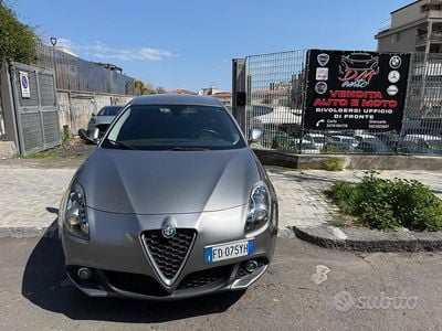 Usata Alfa Romeo Giulietta 120 CV (88 kW) 2016 Grigio Utilitaria