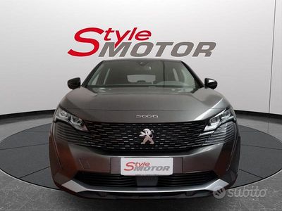 Usata Peugeot 3008 Active 131 CV (96 kW) 2023 Grigio SUV