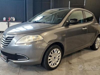 Usata Lancia Ypsilon S 69 CV (50 kW) 2012 Grigio Utilitaria