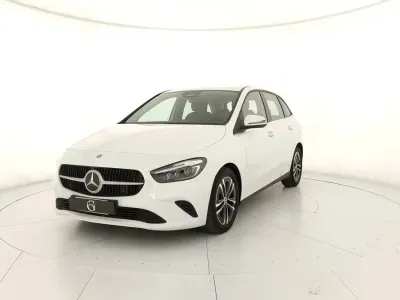 Usata Mercedes B180 Advanced 136 CV (100 kW) 2024 Bianco Monovolume