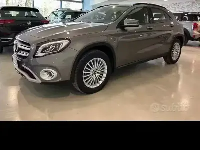 Usata Mercedes GLA200 136 CV (100 kW) 2019 SUV