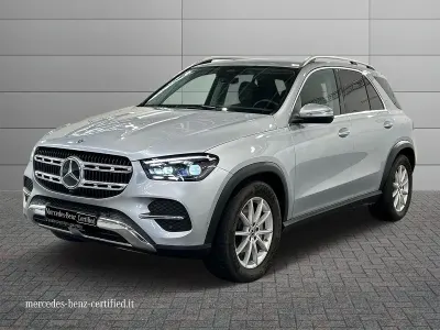 Begagnad Mercedes GLE300 Advanced 269 HK (197 kW) 2024 Svart SUV