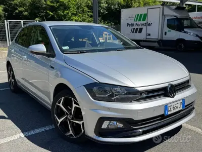 Usata VW Polo R-line 95 CV (69 kW) 2021 Grigio Utilitaria