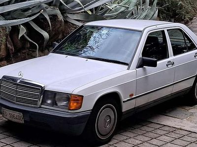 Usata Mercedes 190 122 CV (89 kW) 1987 Bianco Berlina