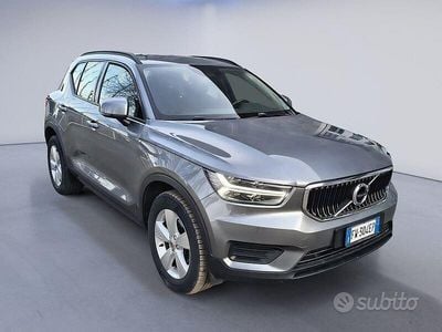 Usata Volvo XC40 Business Edition 150 CV (110 kW) 2019 Blu SUV