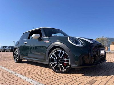 Begagnad Mini John Cooper Works 231 HK (169 kW) 2023 Halvkombi