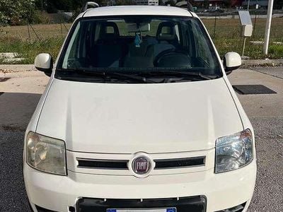 Usata Fiat Panda 4x4 Climbing 69 CV (50 kW) 2011 Utilitaria