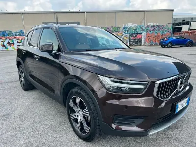 Gebraucht Volvo XC40 Inscription 150 PS (110 kW) 2019 Braun SUV