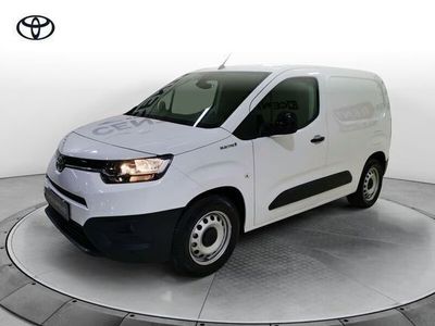 Gebraucht Toyota Proace City Active 100 kW (136 PS) 2023 Weiß Van / Kleinbus