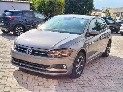 Usata VW Polo Comfortline 95 CV (69 kW) 2022 Grigio Utilitaria