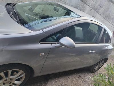 Usata Opel Corsa 75 CV (55 kW) 2009 Grigio Utilitaria