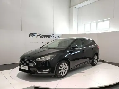 Usata Ford Focus Business Edition 120 CV (88 kW) 2017 Nero Station wagon