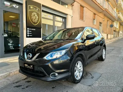 Usata Nissan Qashqai Acenta 110 CV (80 kW) 2015 Nero SUV